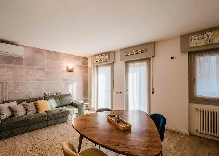 Moon And Sun Holiday Home
